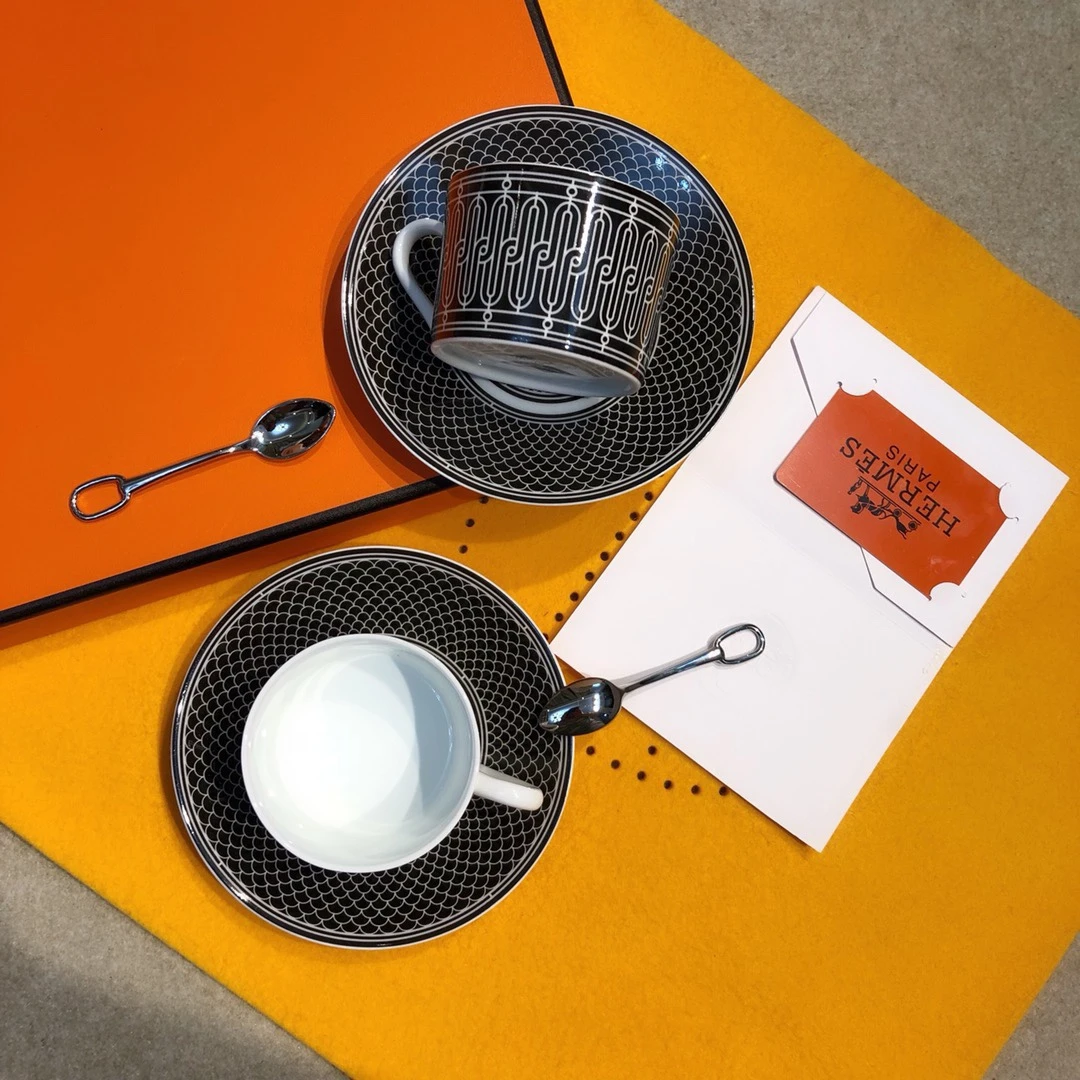 HERMES Чайный сервиз на 6 персон H Deco HERMES Чайный сервиз на 6 персон H Deco