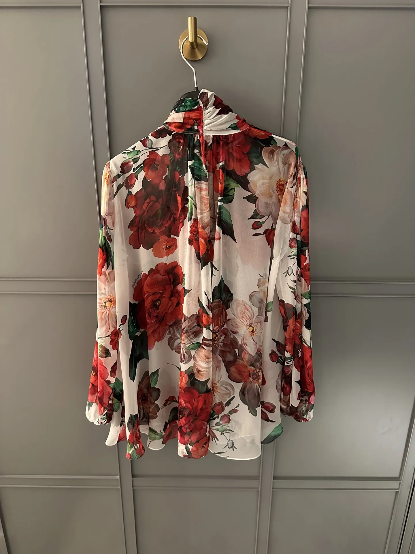 DOLCE & GABBANA Женская шелковая блузка DOLCE & GABBANA Женская шелковая блузка