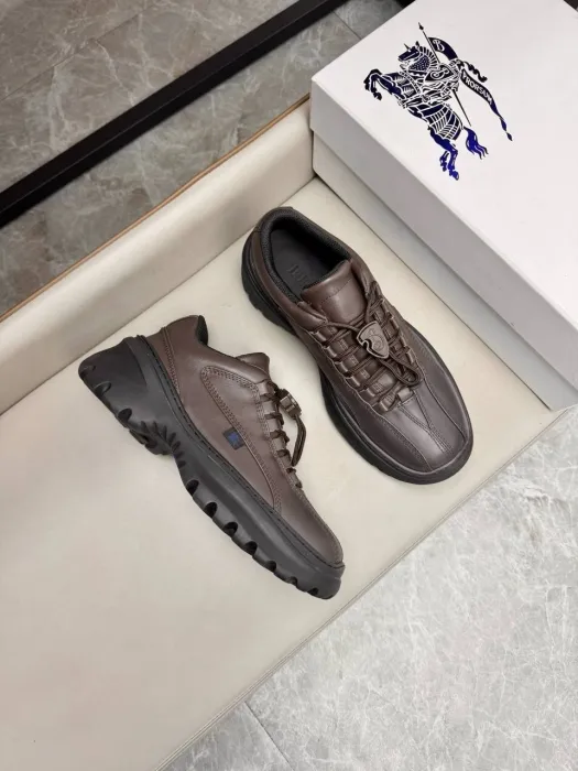 BURBERRY Мужские кроссовки