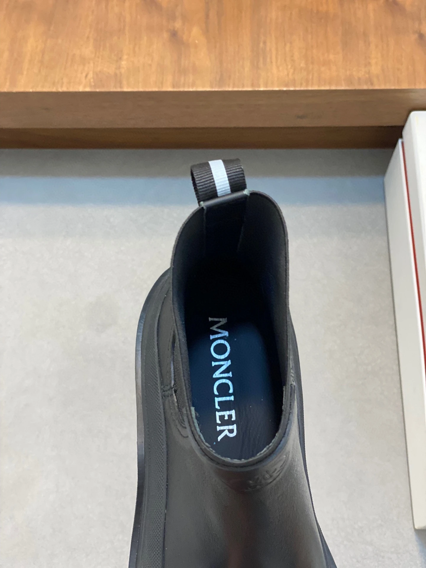 MONCLER Мужские ботинки из коровьей кожи классический силует челси