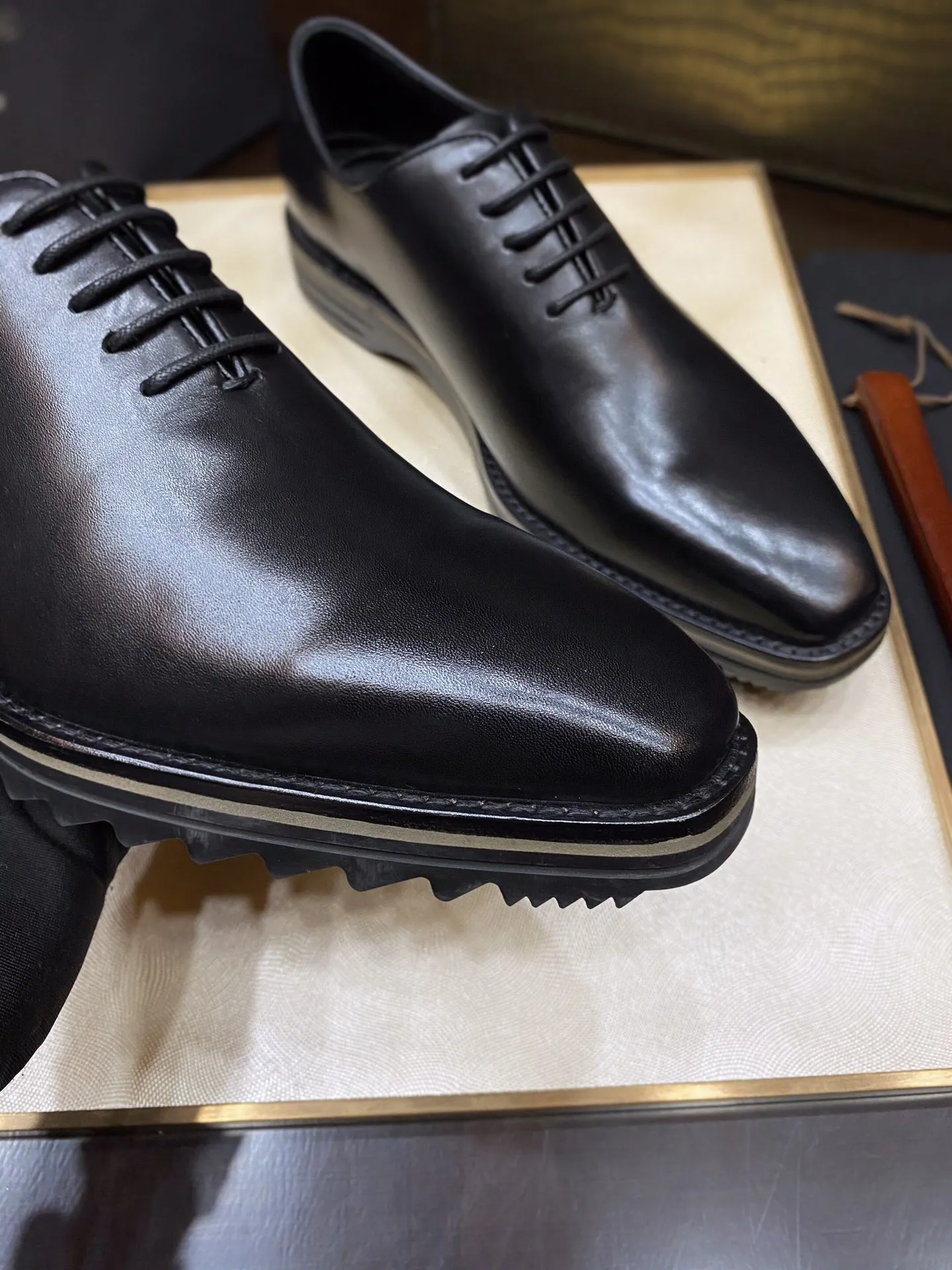 BERLUTI Мужские оксфорды из воловьей кожи