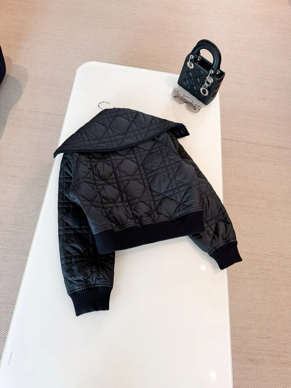 CHRISTIAN DIOR Женская ветровка CHRISTIAN DIOR Женская ветровка