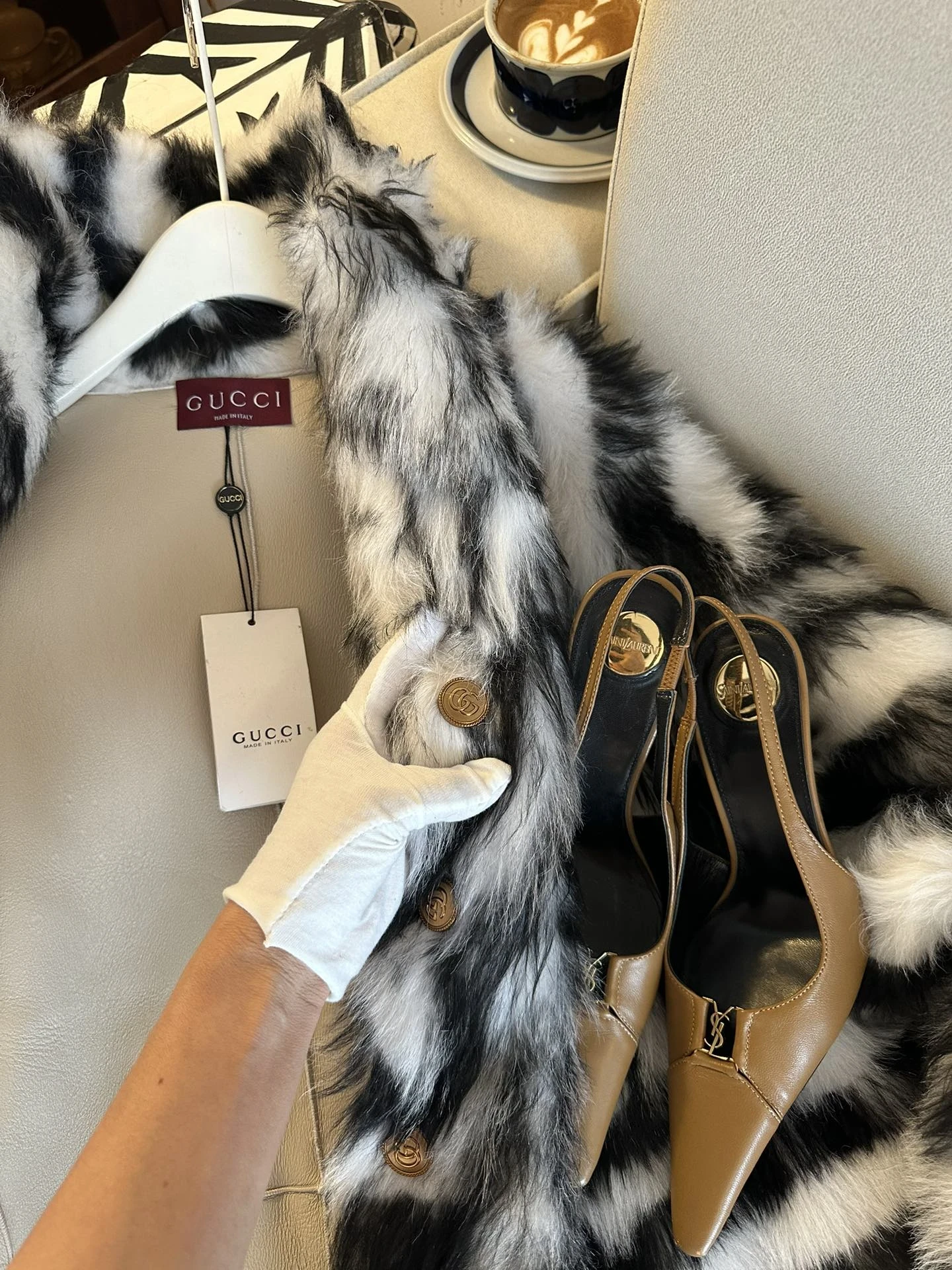 GUCCI Женская шуба из овчины  GUCCI Женская шуба из овчины