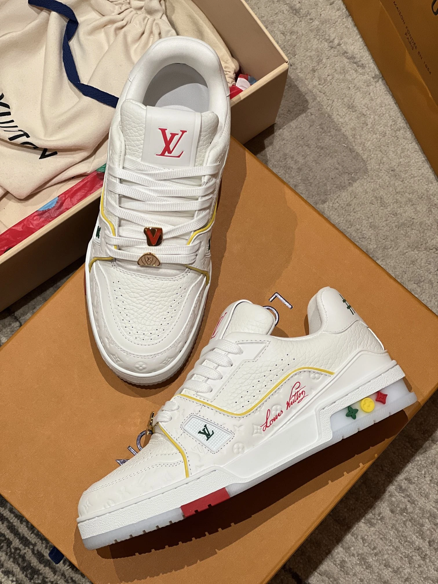 LOUIS VUITTON Кроссовки LV Trainer 25FW LOUIS VUITTON Кроссовки LV Trainer 25FW