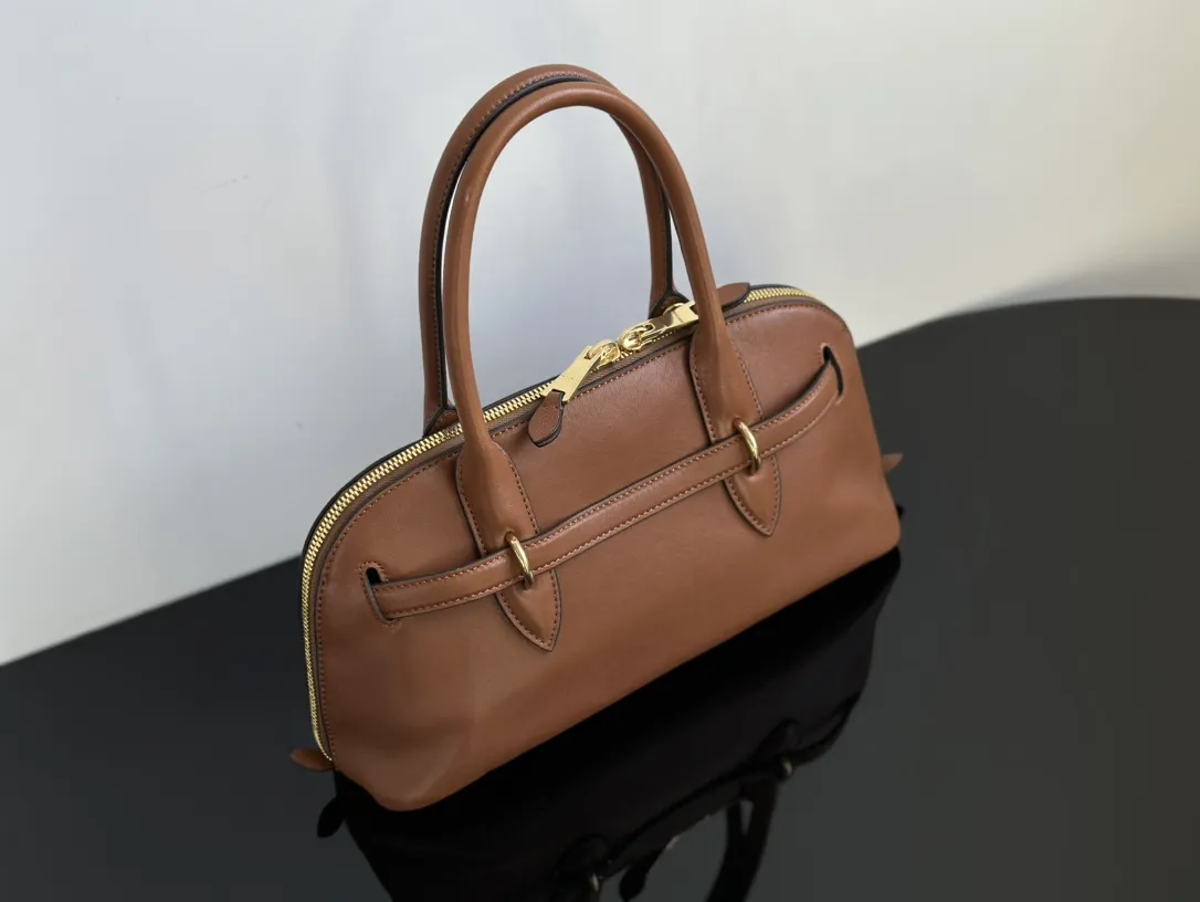 MIU MIU Женская сумка с ремешком