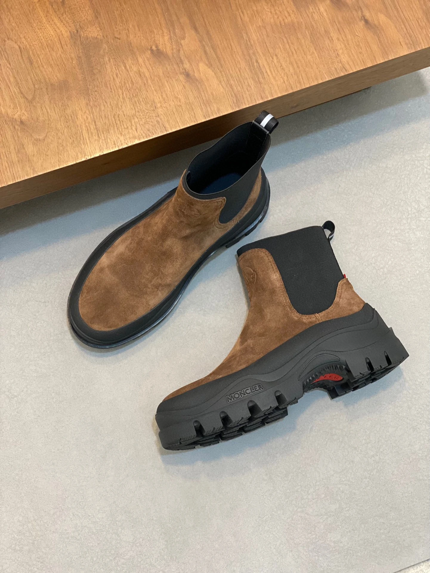 MONCLER Мужские ботинки из коровьей кожи классический силует челси