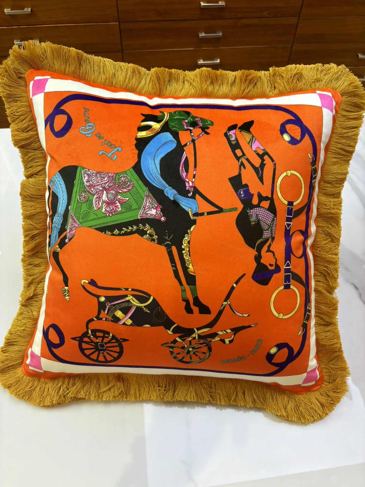 HERMES Подушка из бархата HERMES Подушка из бархата