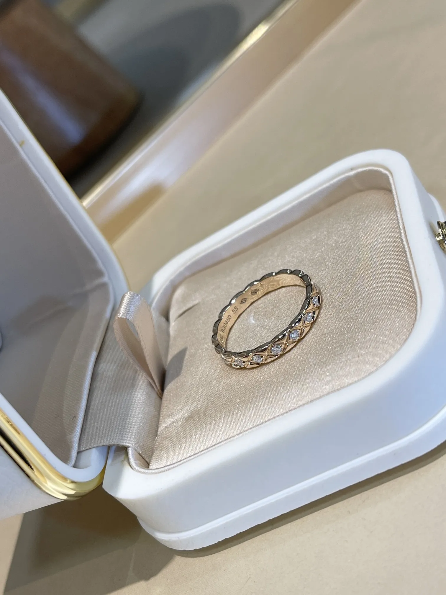 CHANEL Кольцо Coco Crush желтое золото и бриллианты CHANEL Кольцо Coco Crush желтое золото и бриллианты