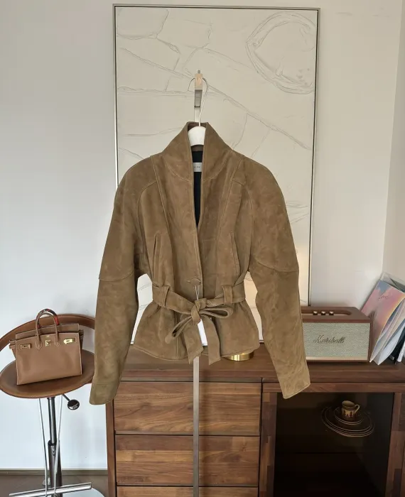 THE ROW Женская куртка из замши