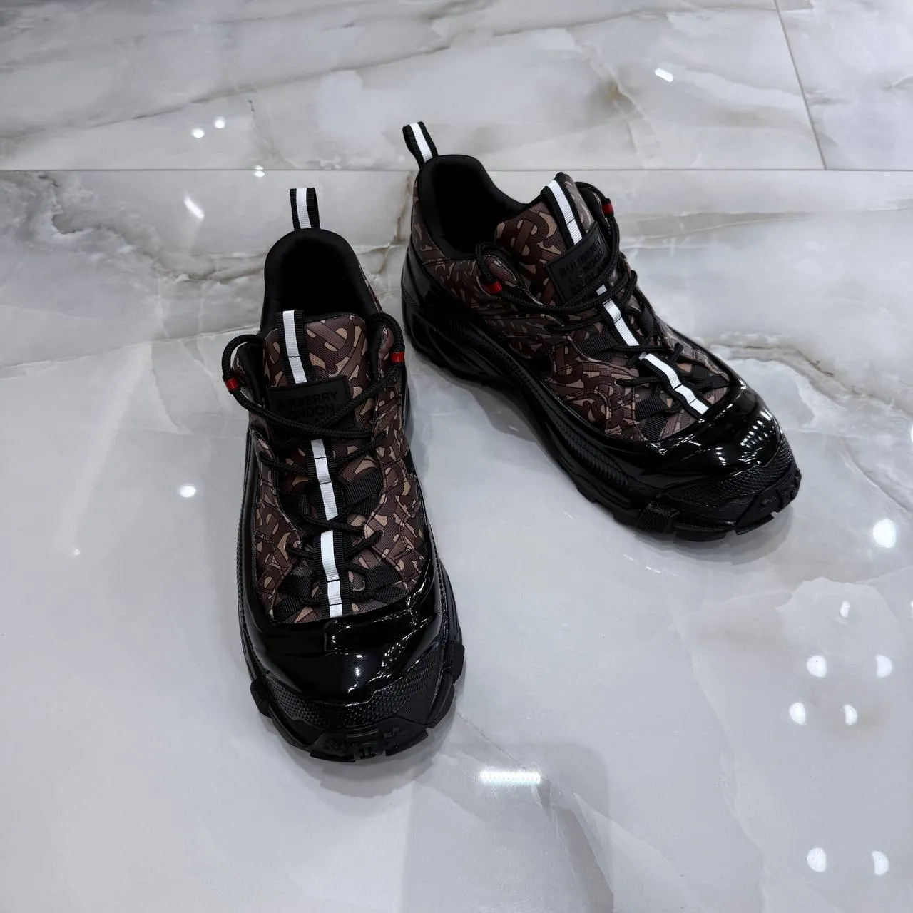 BURBERRY Мужские кроссовки BURBERRY Мужские кроссовки