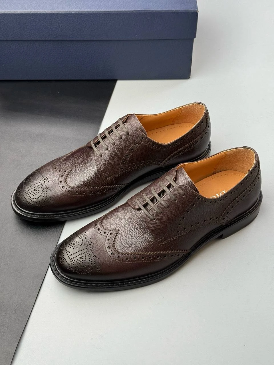 CHRISTIAN DIOR Мужские туфли CHRISTIAN DIOR Мужские туфли