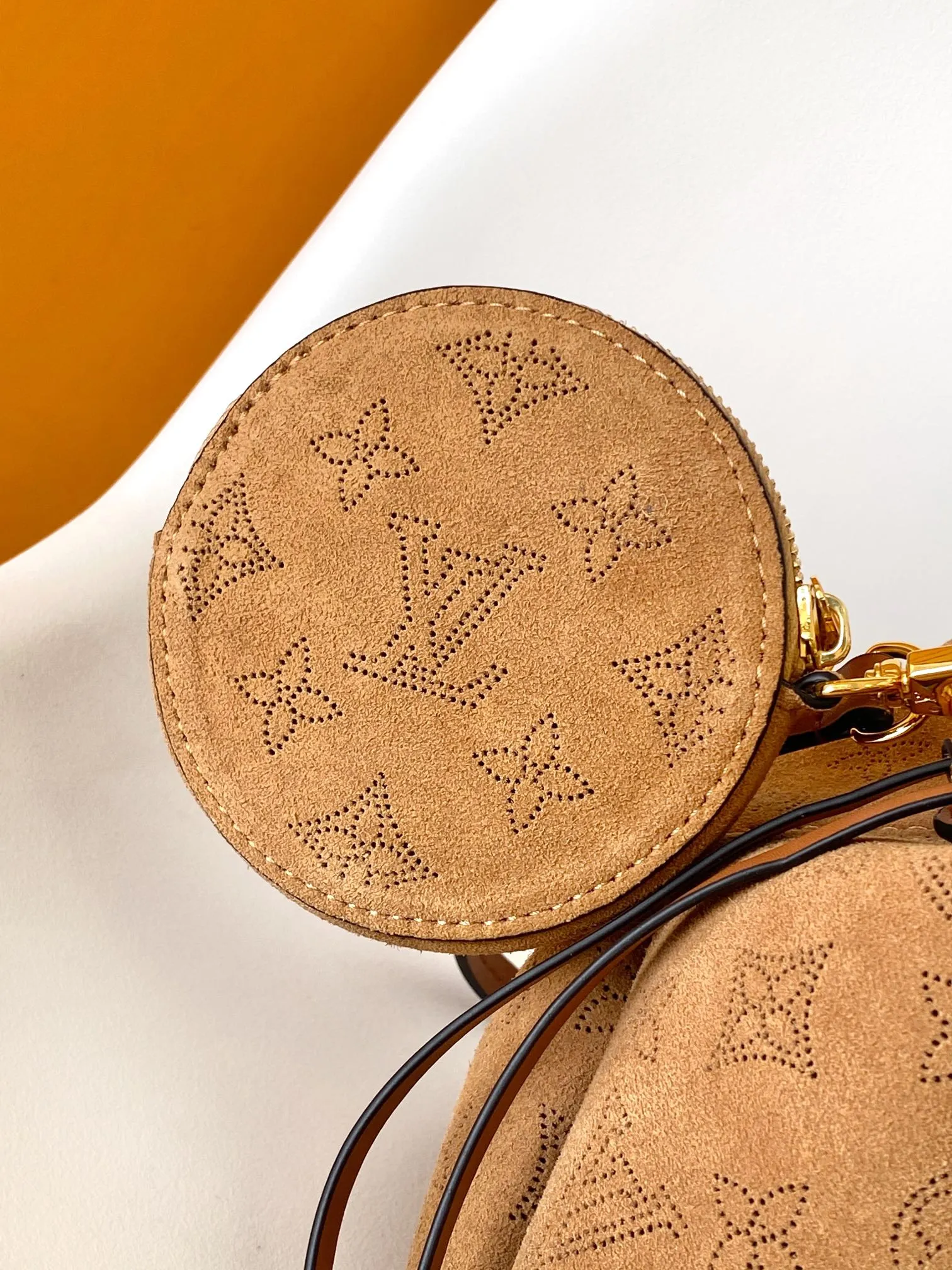 LOUIS VUITTON Женская сумка Ski LOUIS VUITTON Женская сумка Ski