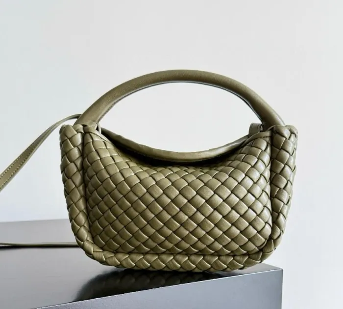 BOTTEGA VENETA Сумка Cobble