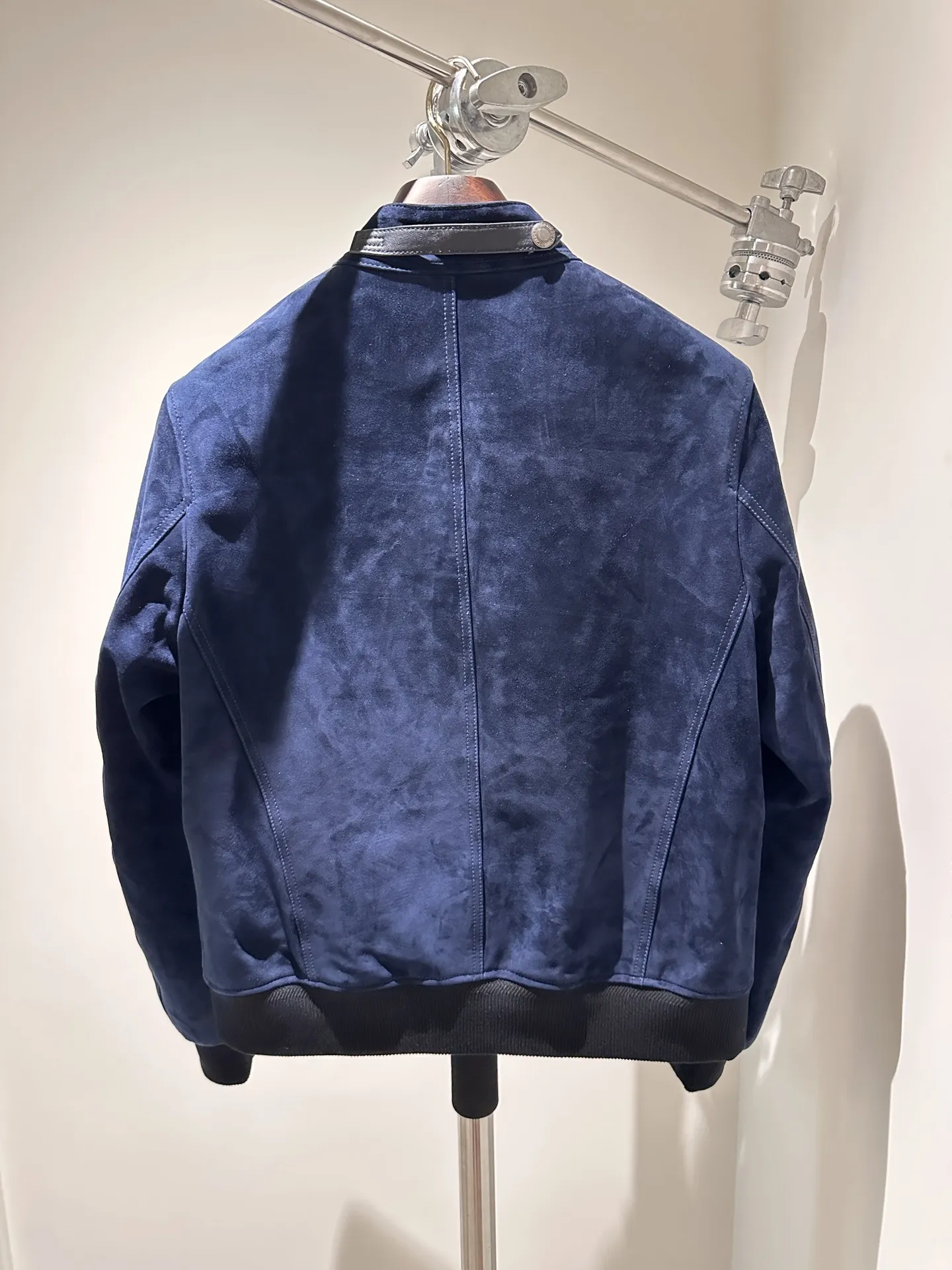 TOM FORD Мужская замшевая куртка TOM FORD Мужская замшевая куртка