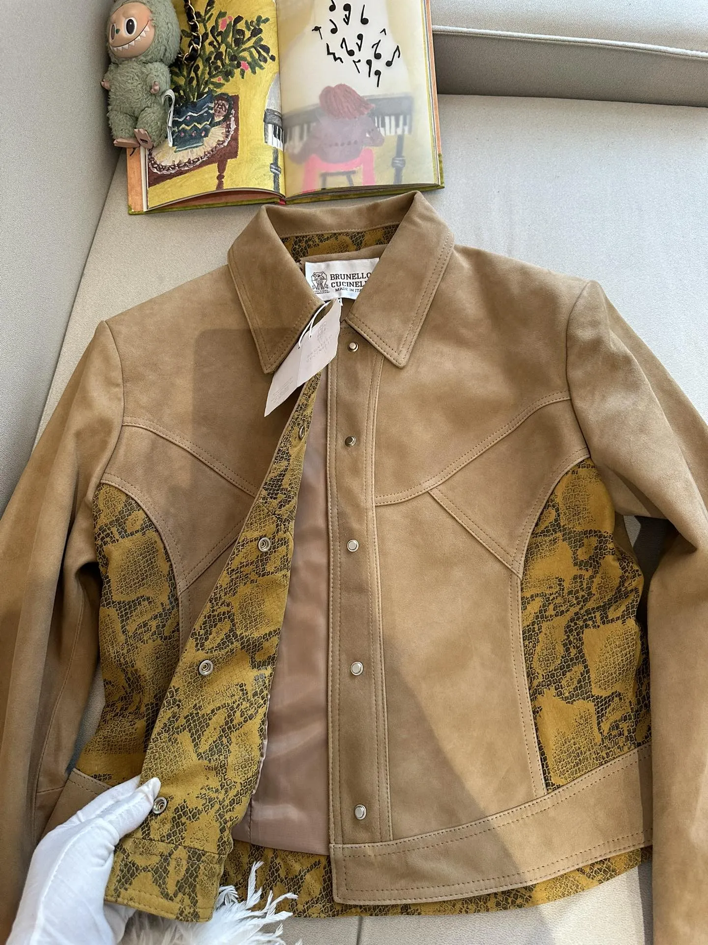 BRUNELLO CUCINELLI Женский жакет из замши с фактурным рисунком