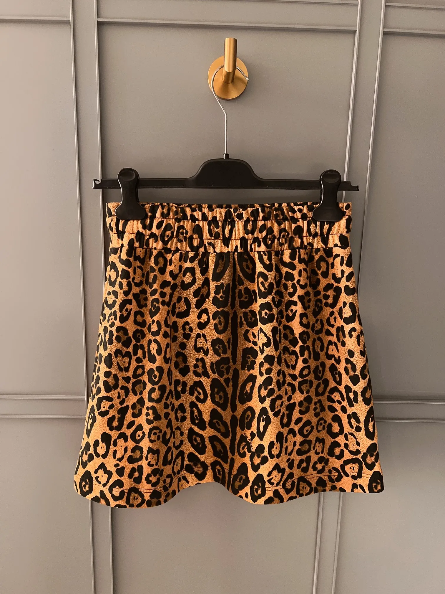 DOLCE & GABBANA Женская юбка леопардовая DOLCE & GABBANA Женская юбка леопардовая