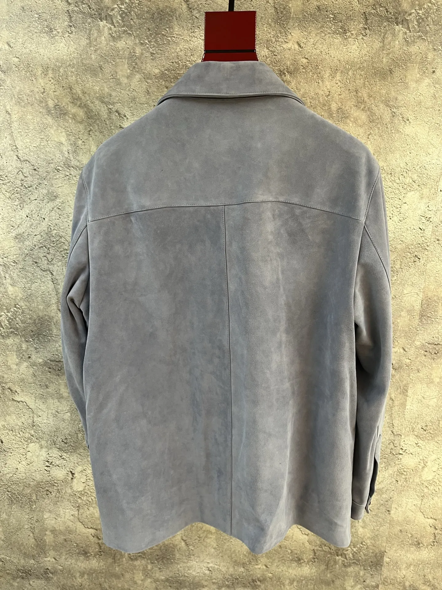 LORO PIANA Мужская куртка из замши на пуговицах с воротником