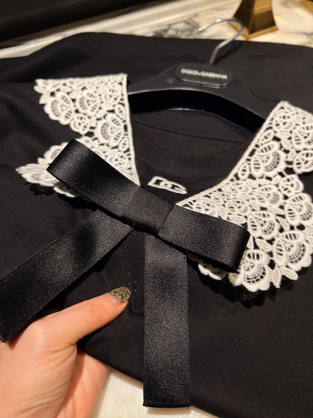 DOLCE & GABBANA Женская футболка с воротником DOLCE & GABBANA Женская футболка с воротником