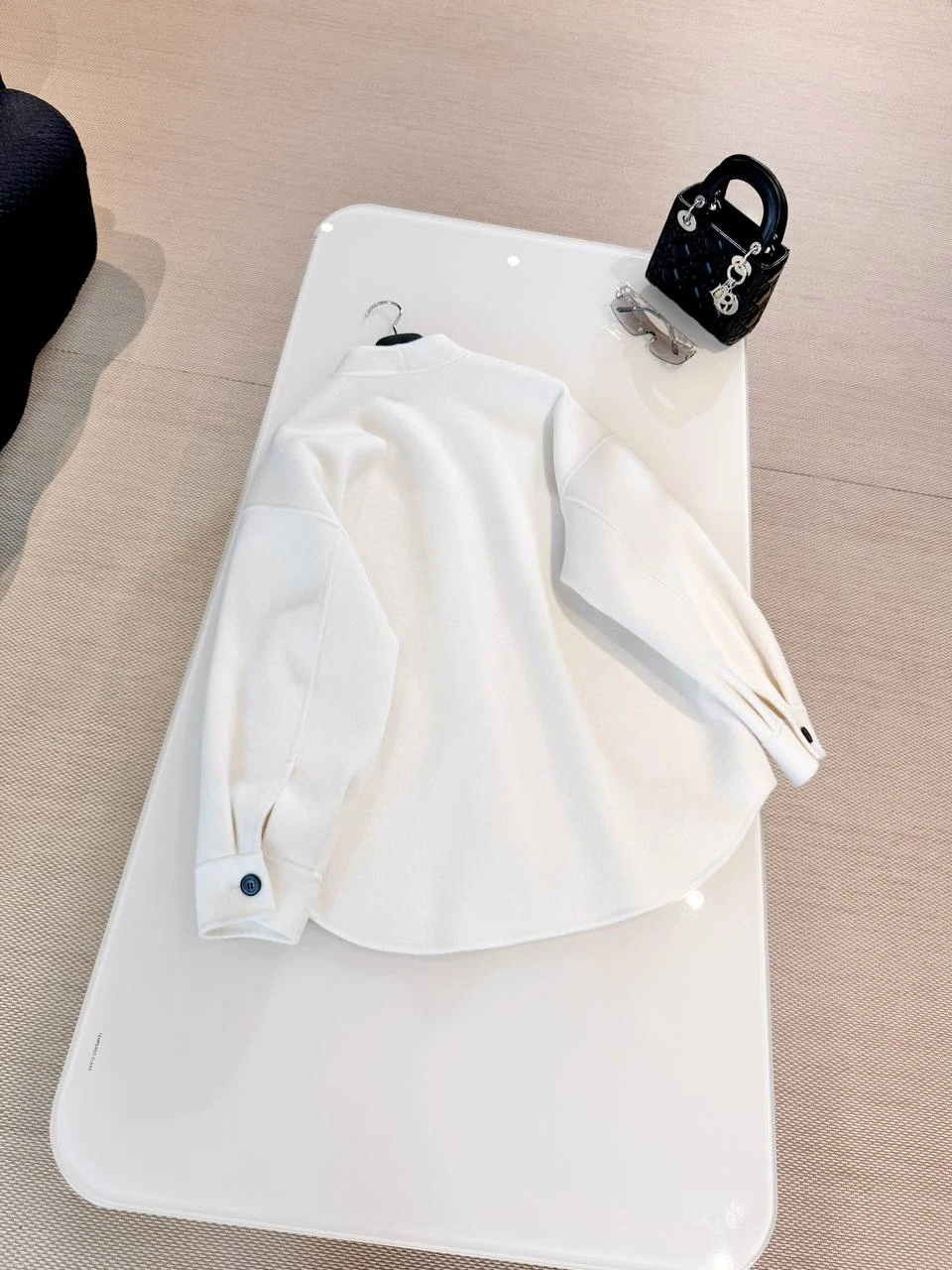 CHRISTIAN DIOR Женское пальто из кашемира  CHRISTIAN DIOR Женское пальто из кашемира