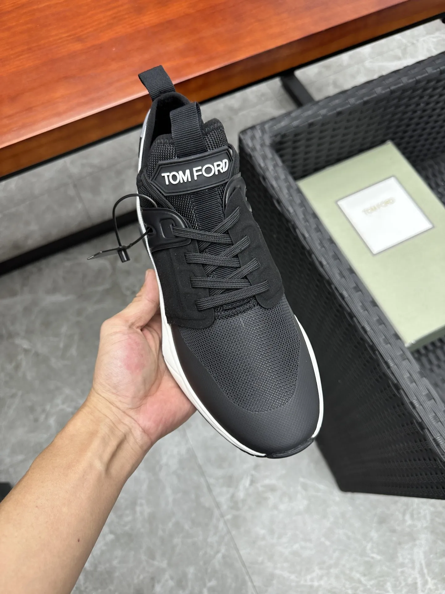 TOM FORD Мужские кроссовки TOM FORD Мужские кроссовки