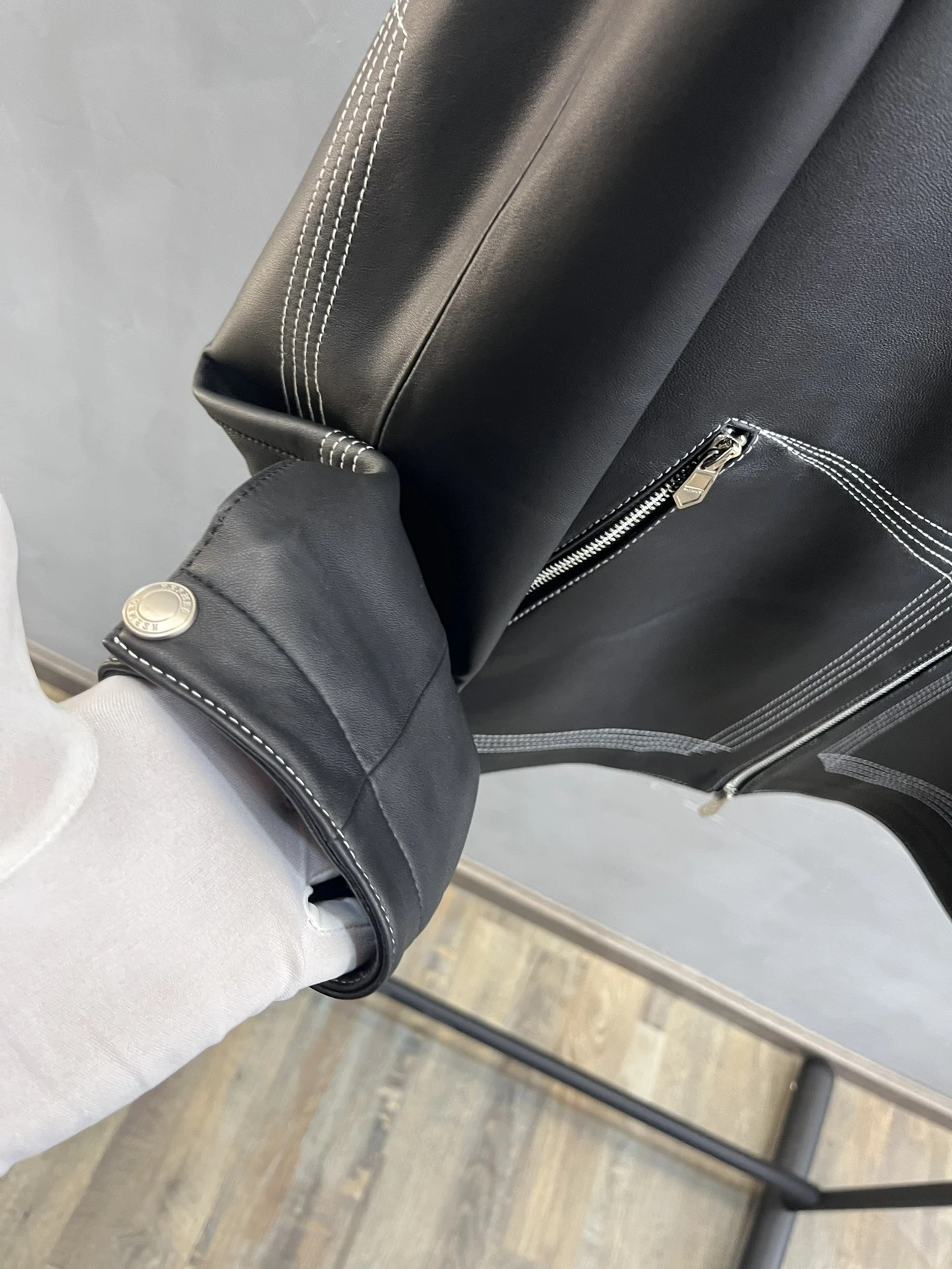 HERMES Мужская кожаная куртка HERMES Мужская кожаная куртка