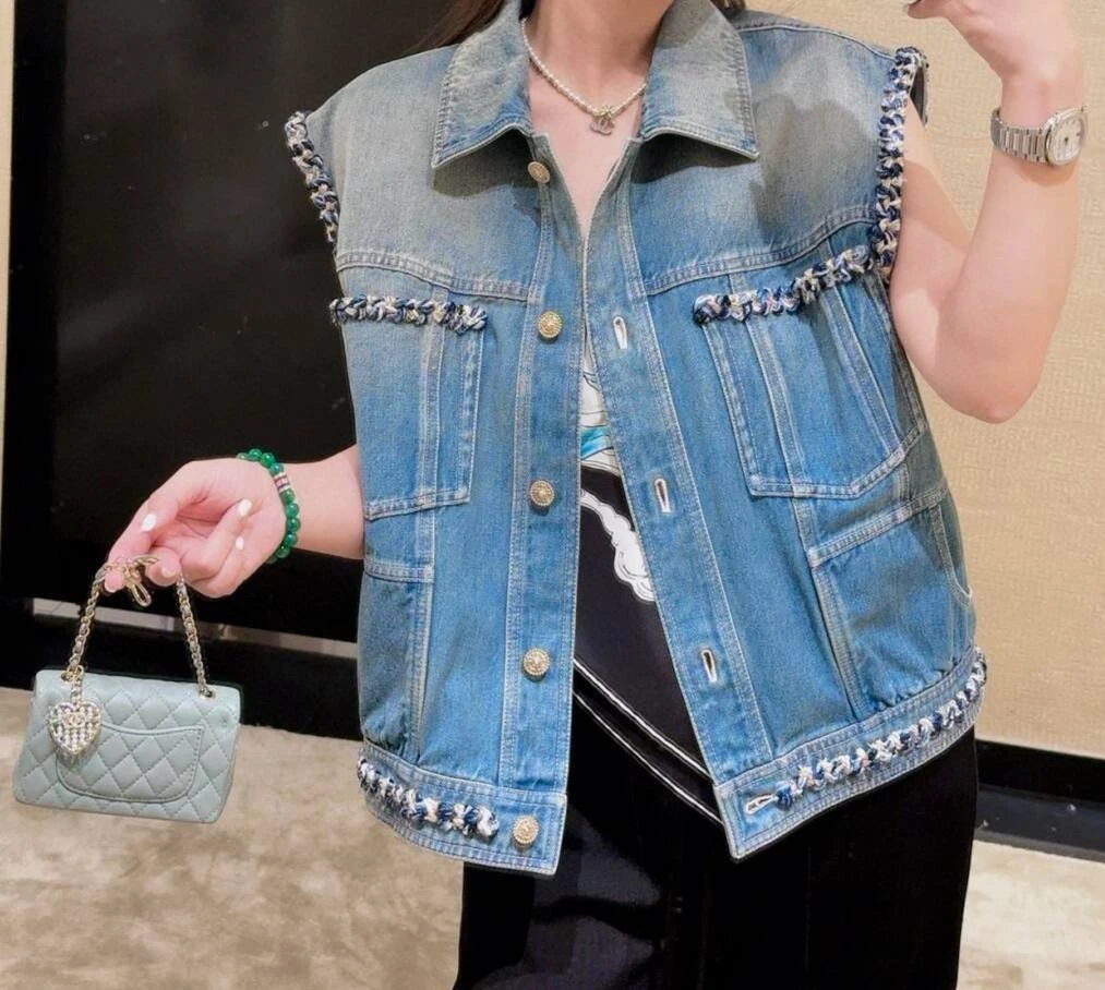 CHANEL Женский жилет деним CHANEL Женский жилет деним