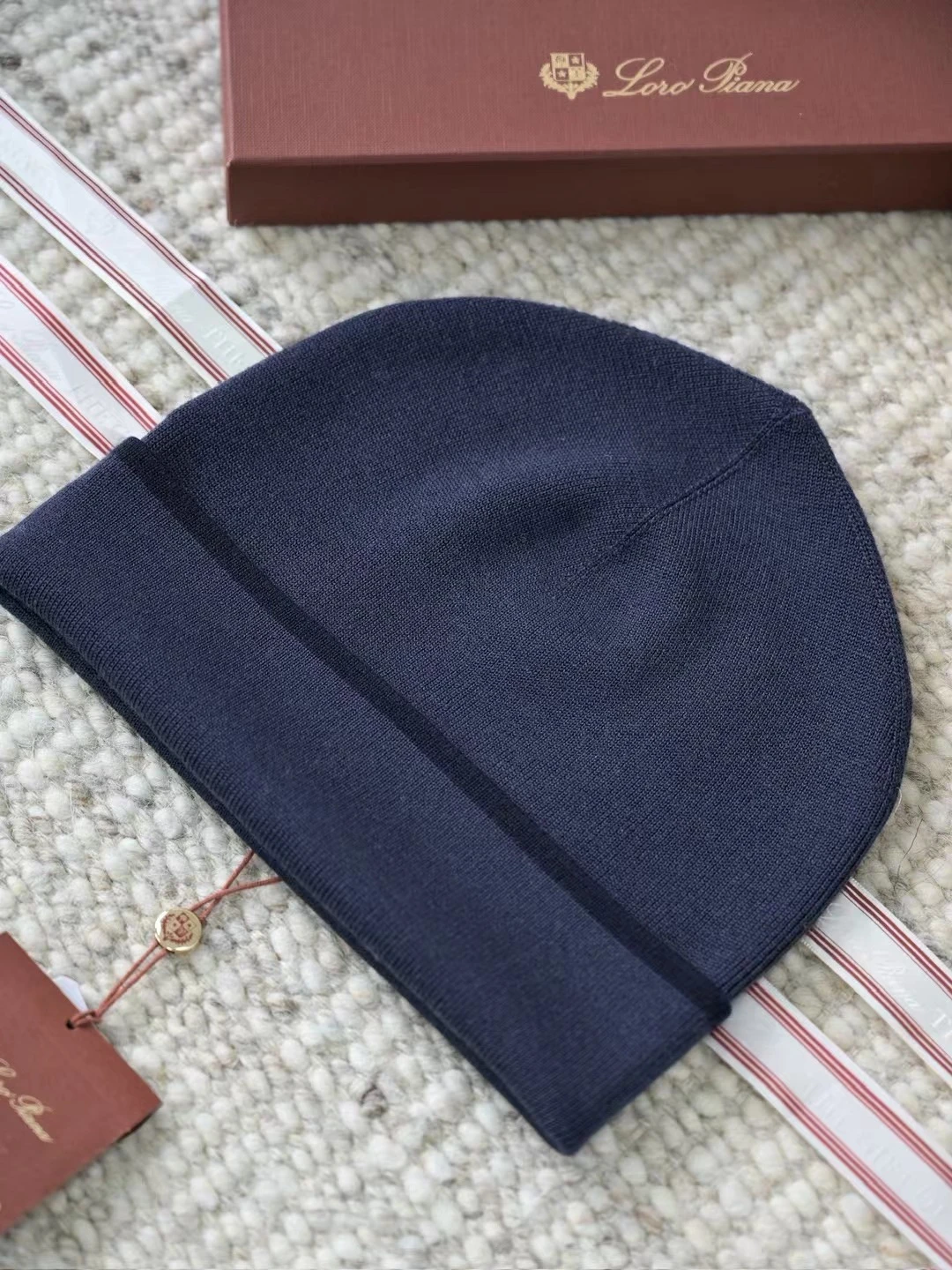 LORO PIANA Мужская шапка-бини из кашемира 