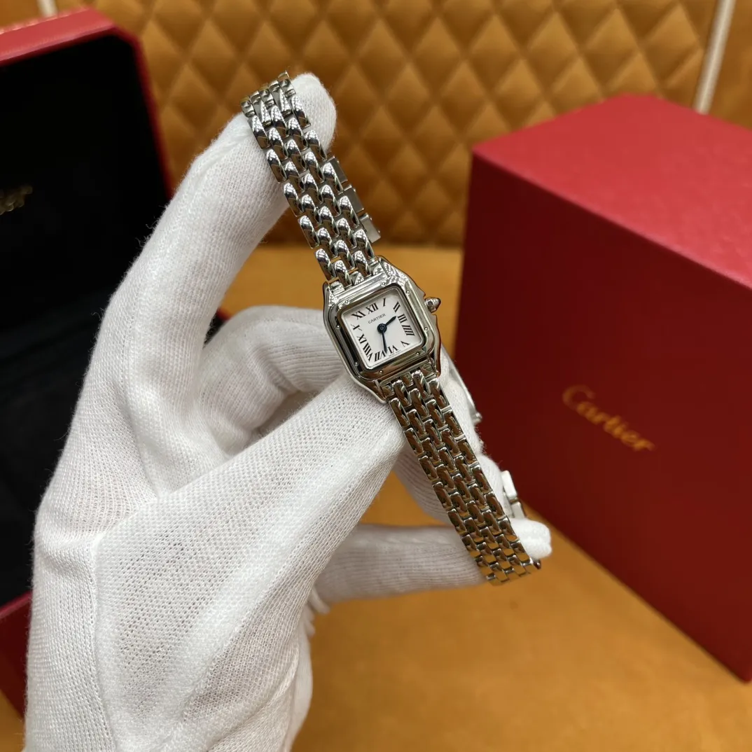 CARTIER Женские часы Panthère Mini WSPN0012 CARTIER Женские часы Panthère Mini WSPN0012