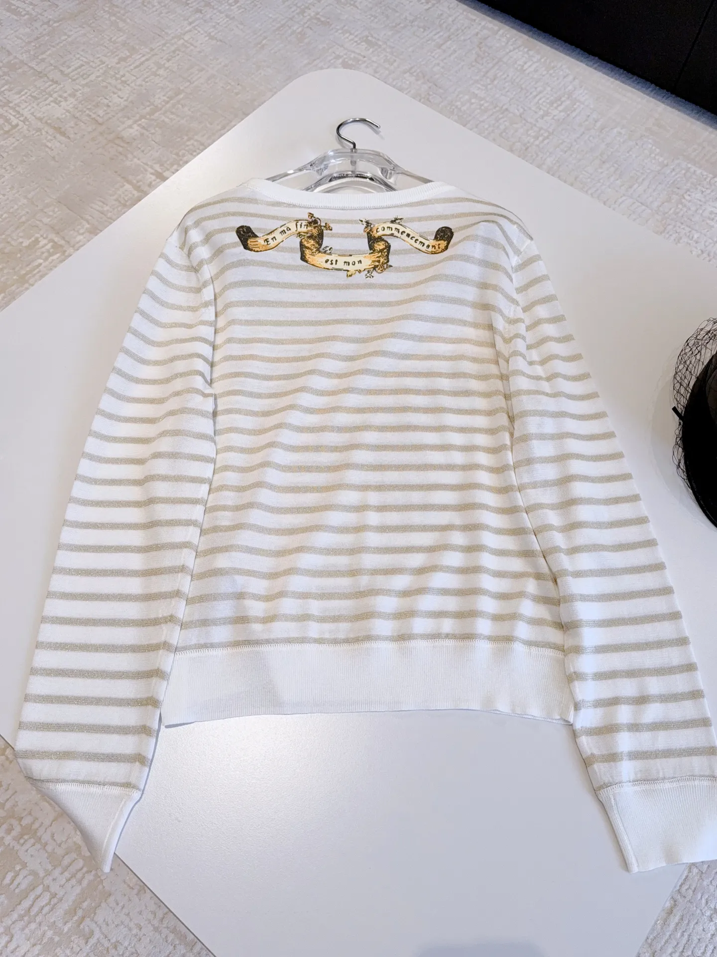 CHRISTIAN DIOR Женский джемпер CHRISTIAN DIOR Женский джемпер