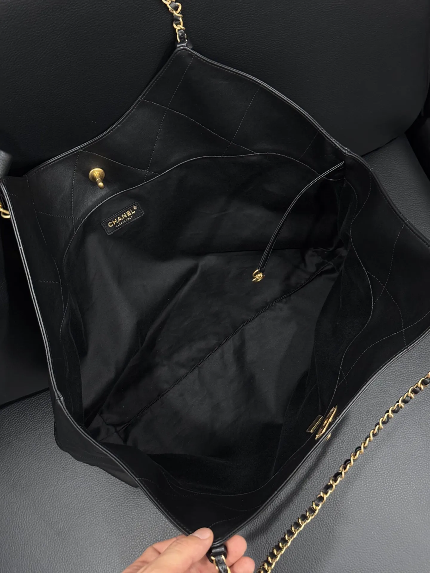 CHANEL Женская сумка Tote 25S CHANEL Женская сумка Tote 25S