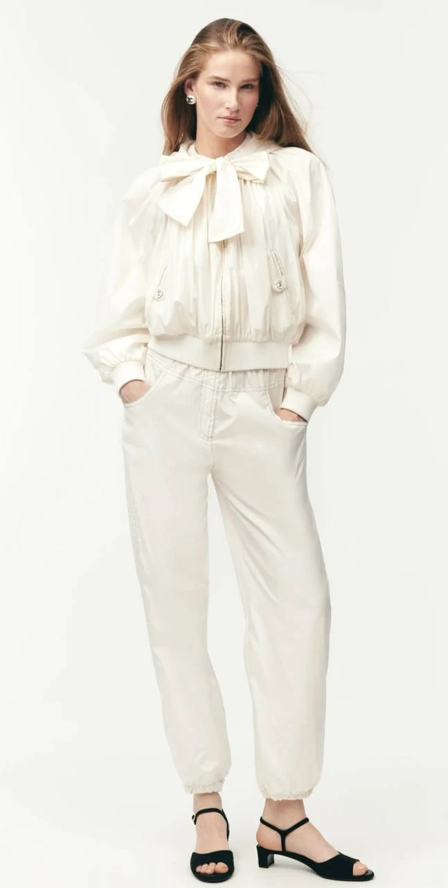 CHANEL Женские брюки CHANEL Женские брюки