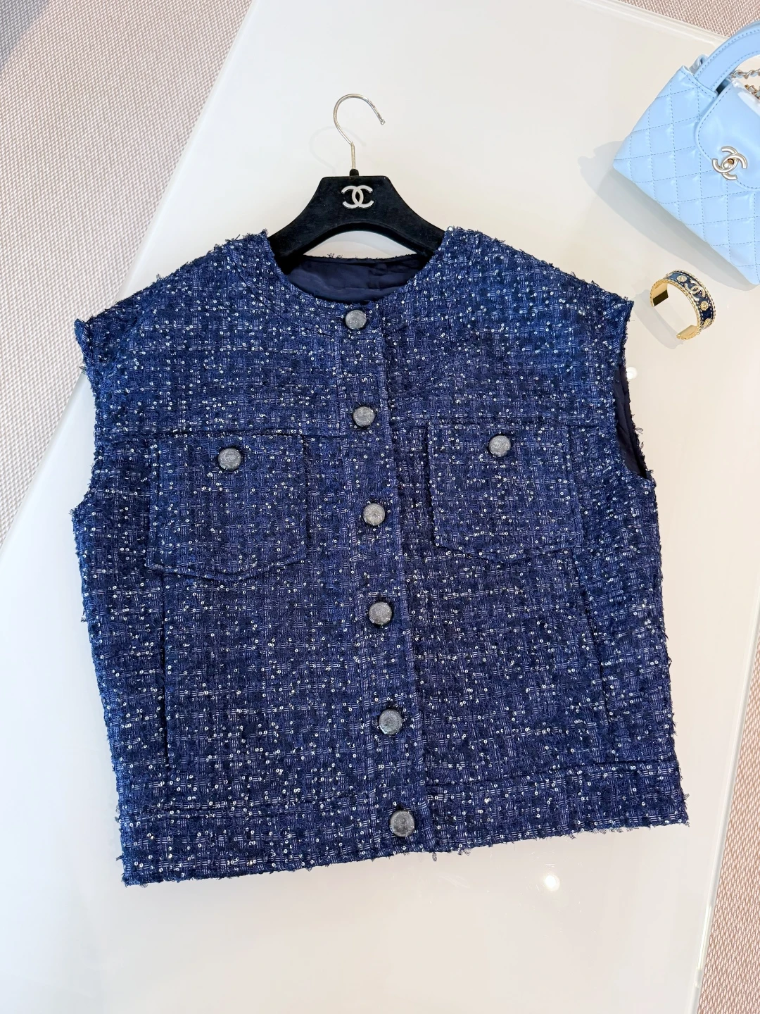 CHANEL Женский жилет CHANEL Женский жилет