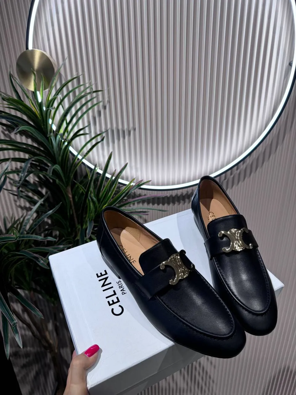 CELINE Женские кожаные лоферы CELINE Женские кожаные лоферы