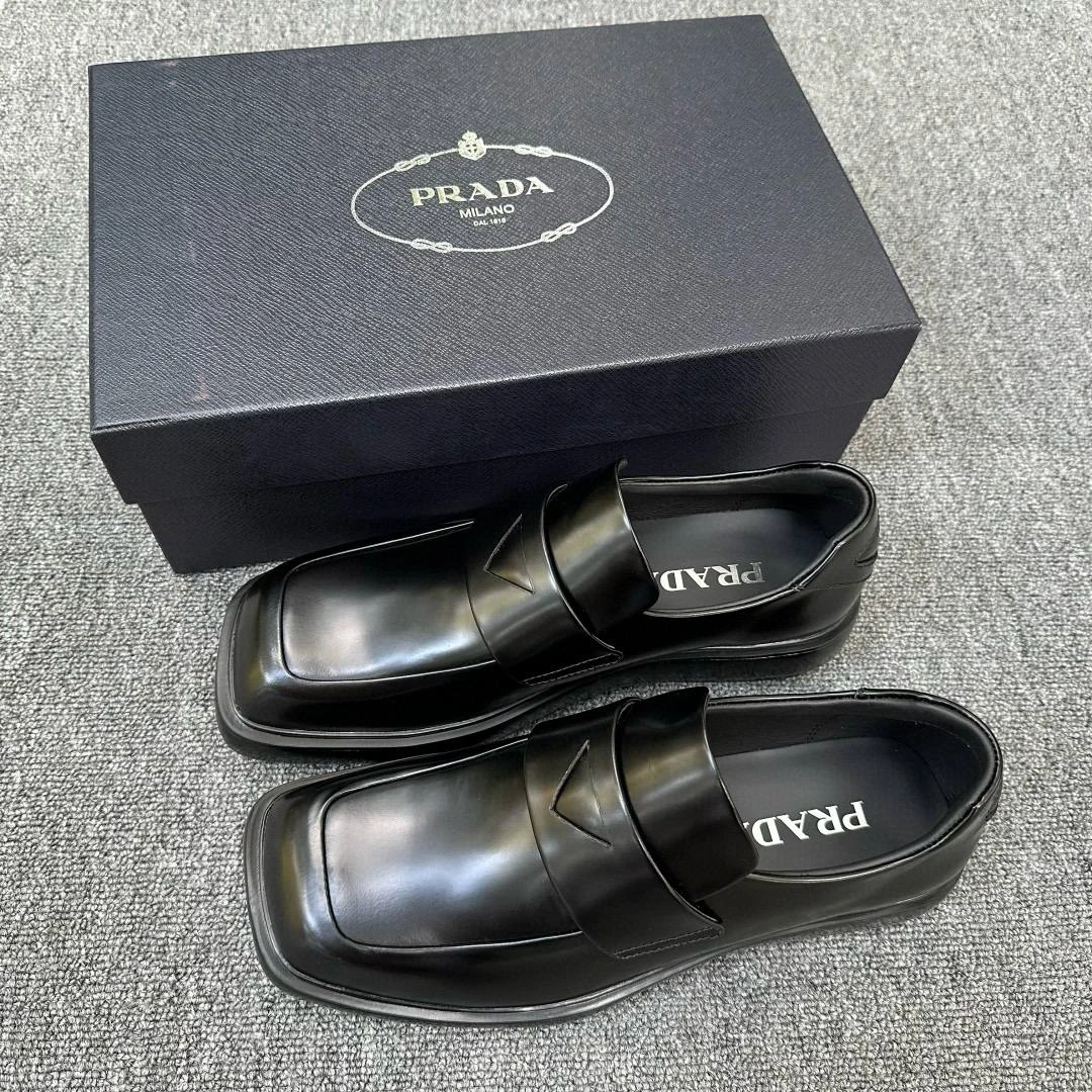 PRADA Мужские лоферы из телячьей кожи PRADA Мужские лоферы из телячьей кожи