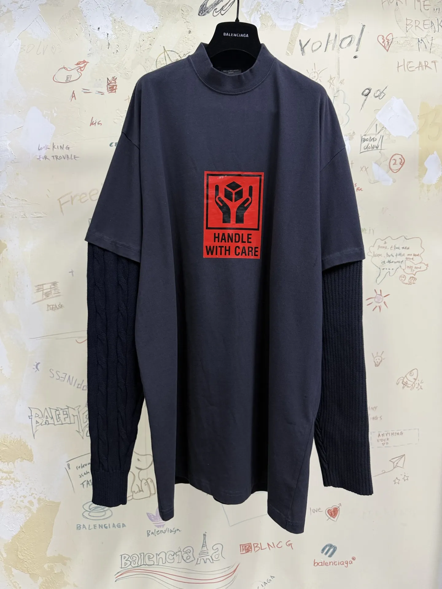 BALENCIAGA Мужской лонгслив BALENCIAGA Мужской лонгслив