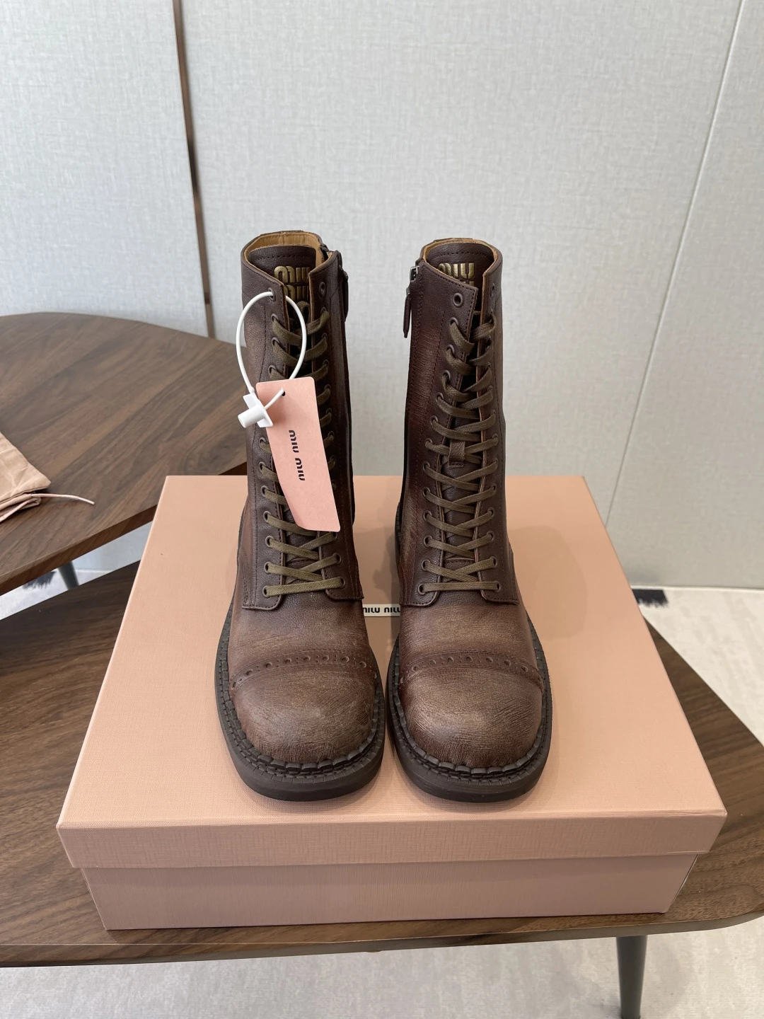 MIU MIU Женские ботинки из телячьей кожи 