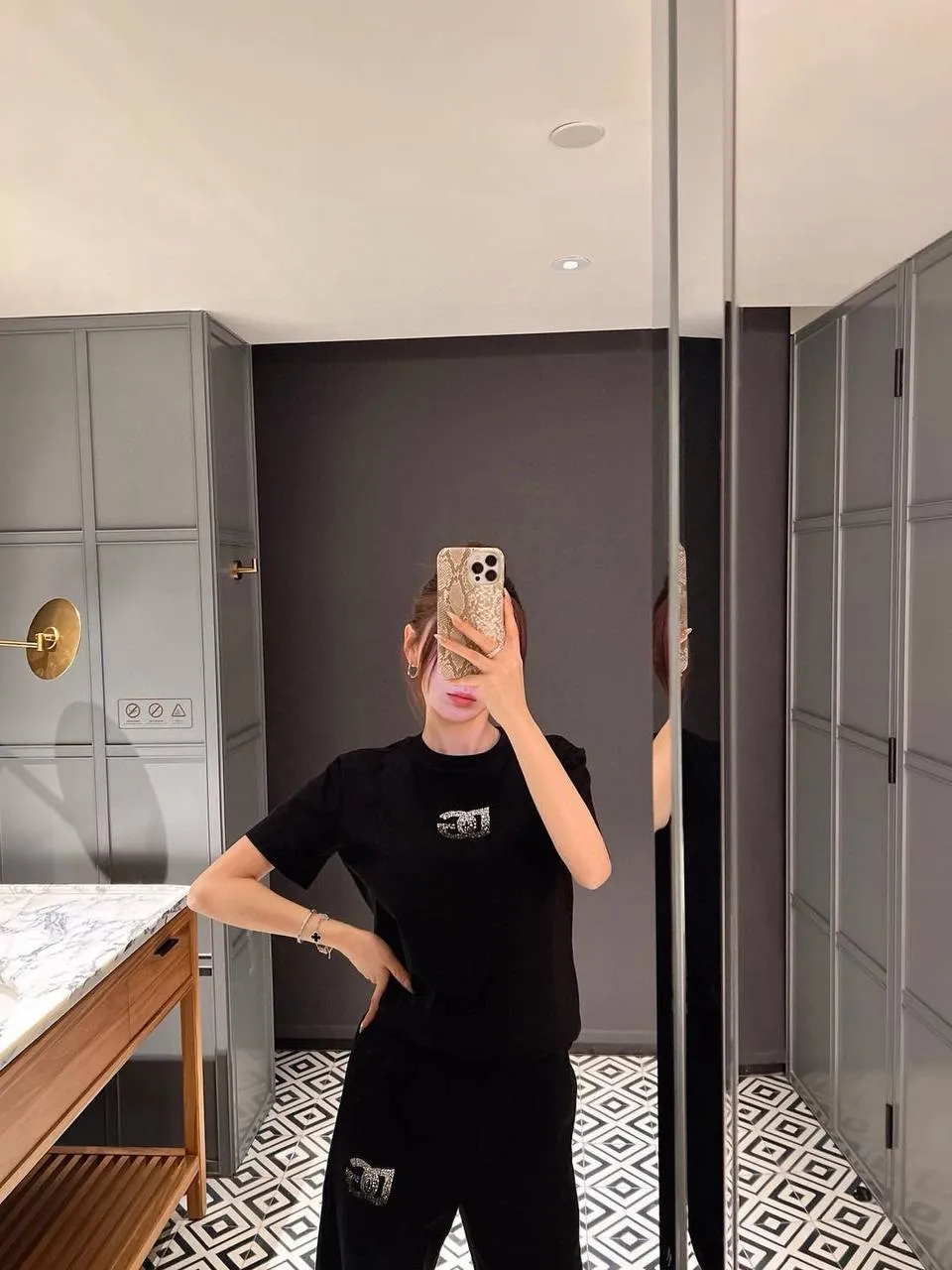 DOLCE & GABBANA Женская футболка DOLCE & GABBANA Женская футболка