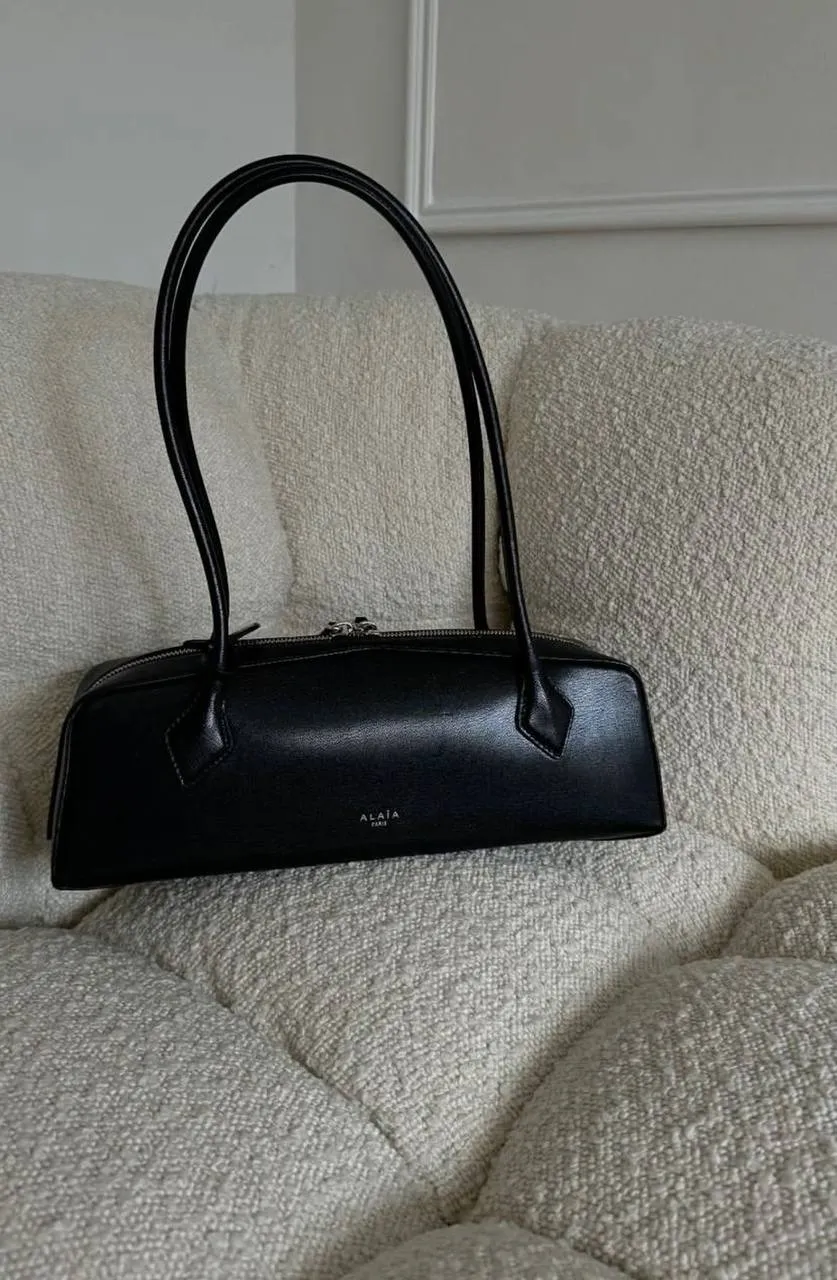 ALAIA Женская сумка Le Teckel Dachshund ALAIA Женская сумка Le Teckel Dachshund