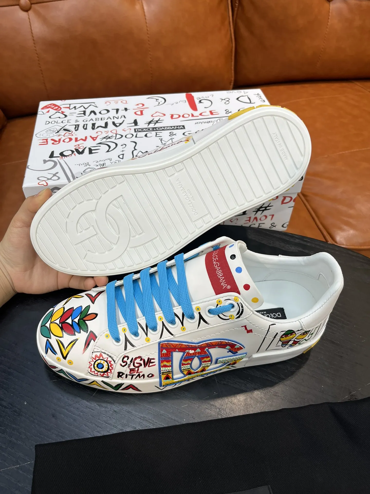 DOLCE & GABBANA Мужские кроссовки с граффити 