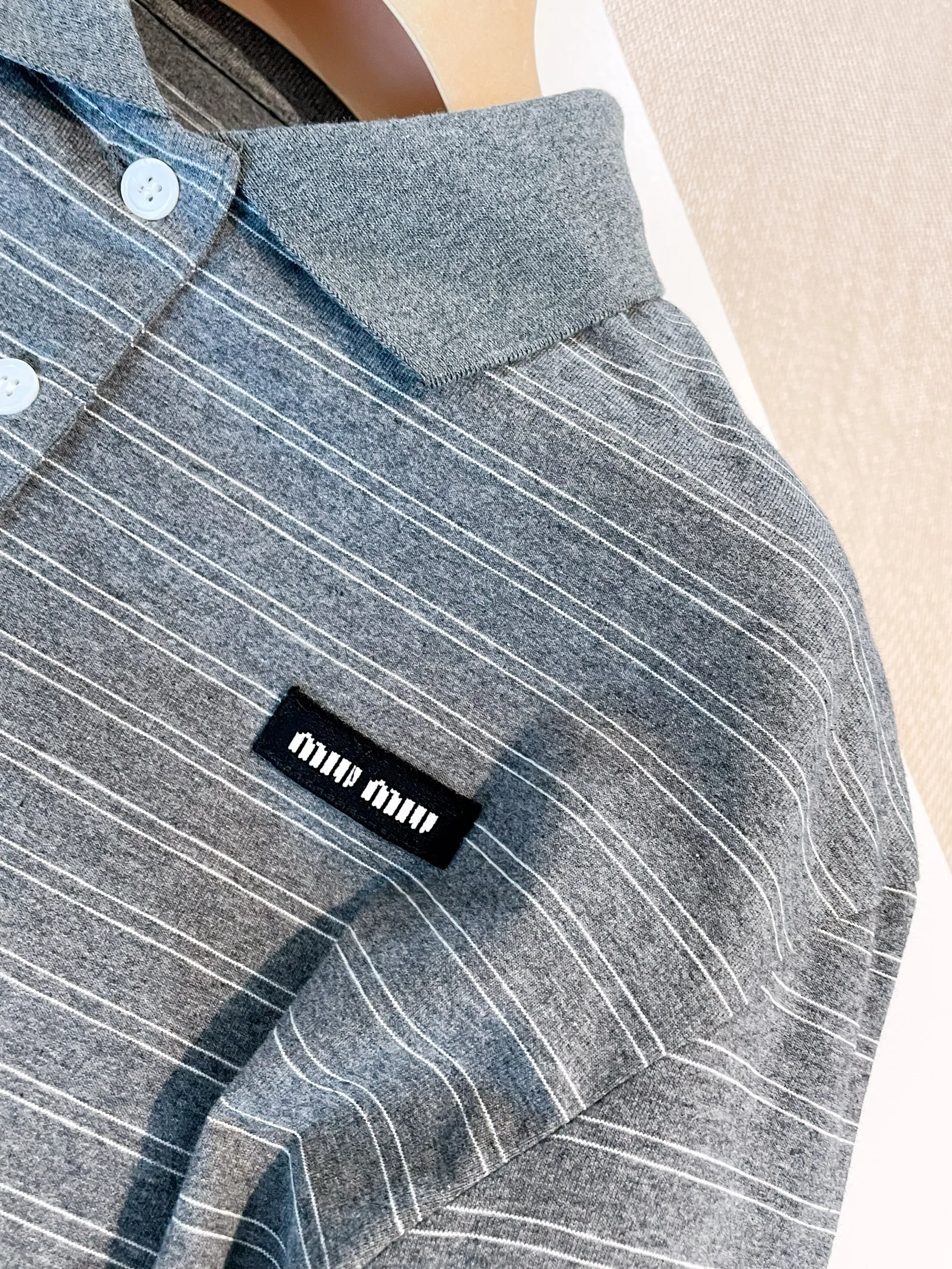 MIU MIU Женский лонгслив в полоску MIU MIU Женский лонгслив в полоску