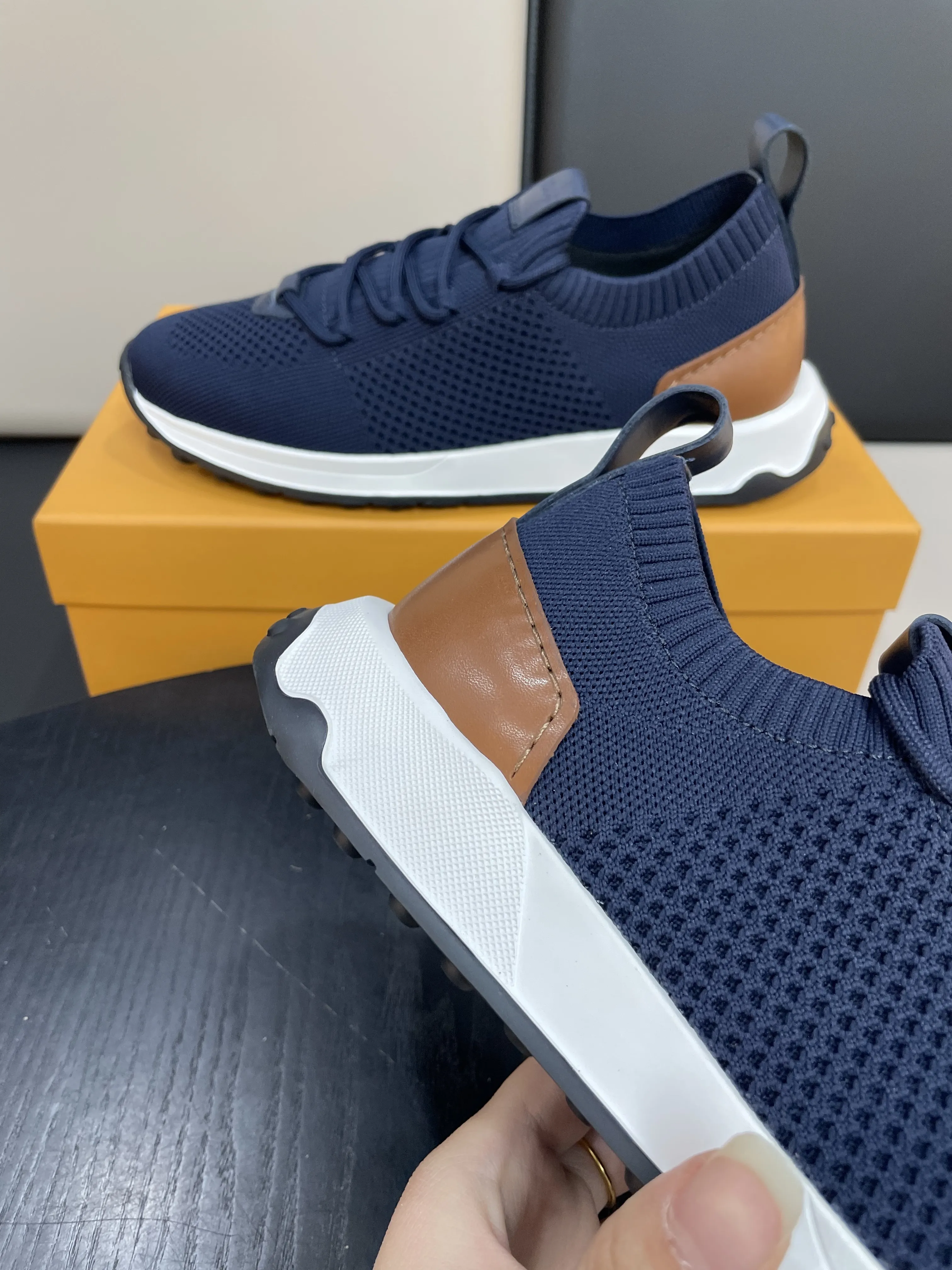 TOD'S Мужские кроссовки зеленые