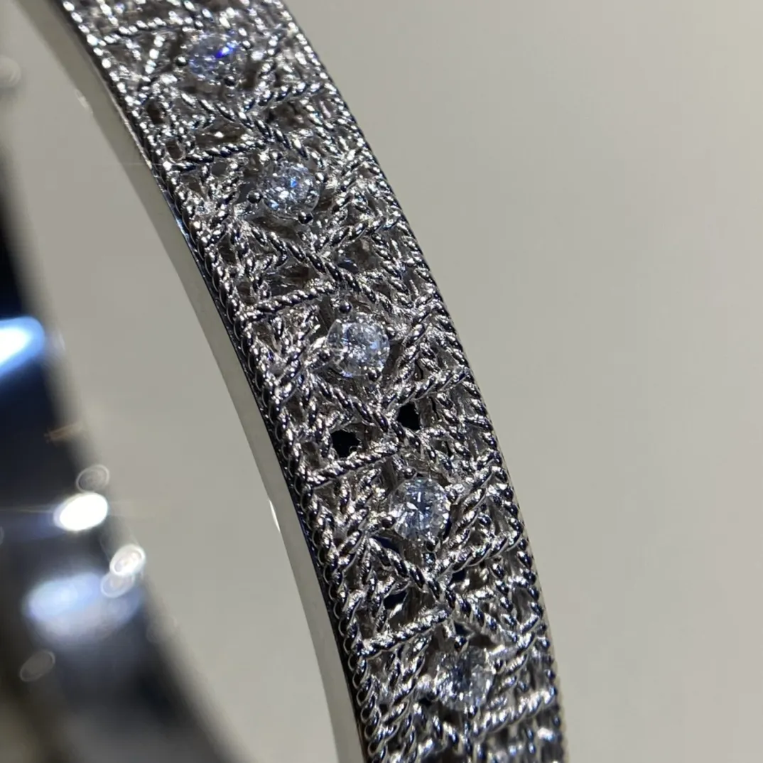 CHRISTIAN DIOR Браслет My Dior белое золото, бриллиант CHRISTIAN DIOR Браслет My Dior белое золото, бриллиант