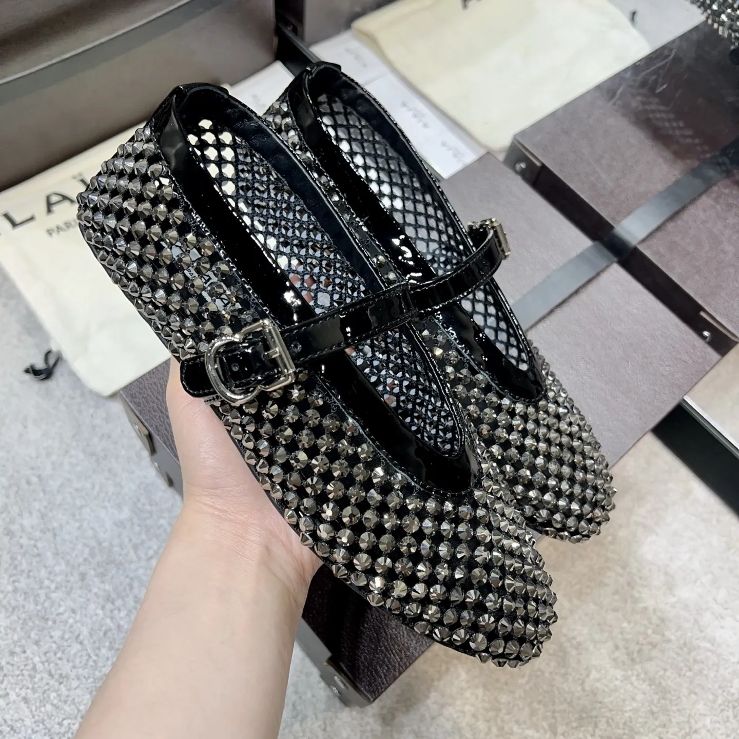 ALAIA Женские балетки cо стразами ALAIA Женские балетки cо стразами