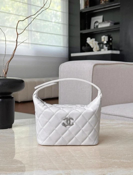 CHANEL Женская сумка 25B Star 