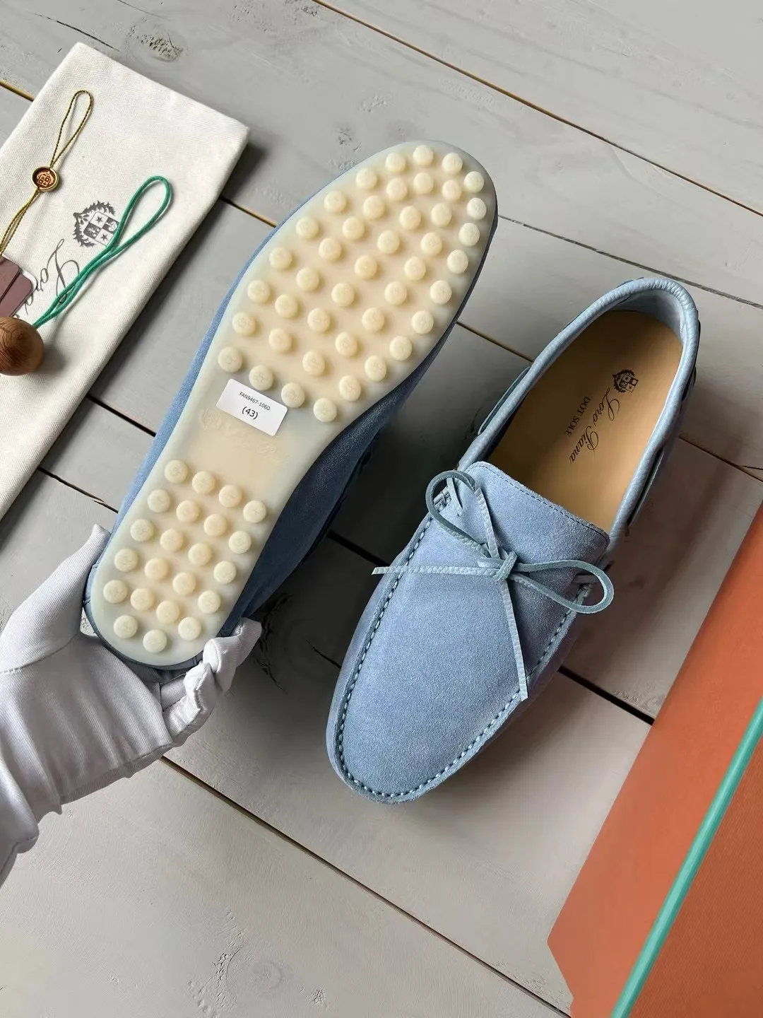 LORO PIANA Мужские мокасины с точечной подошвой