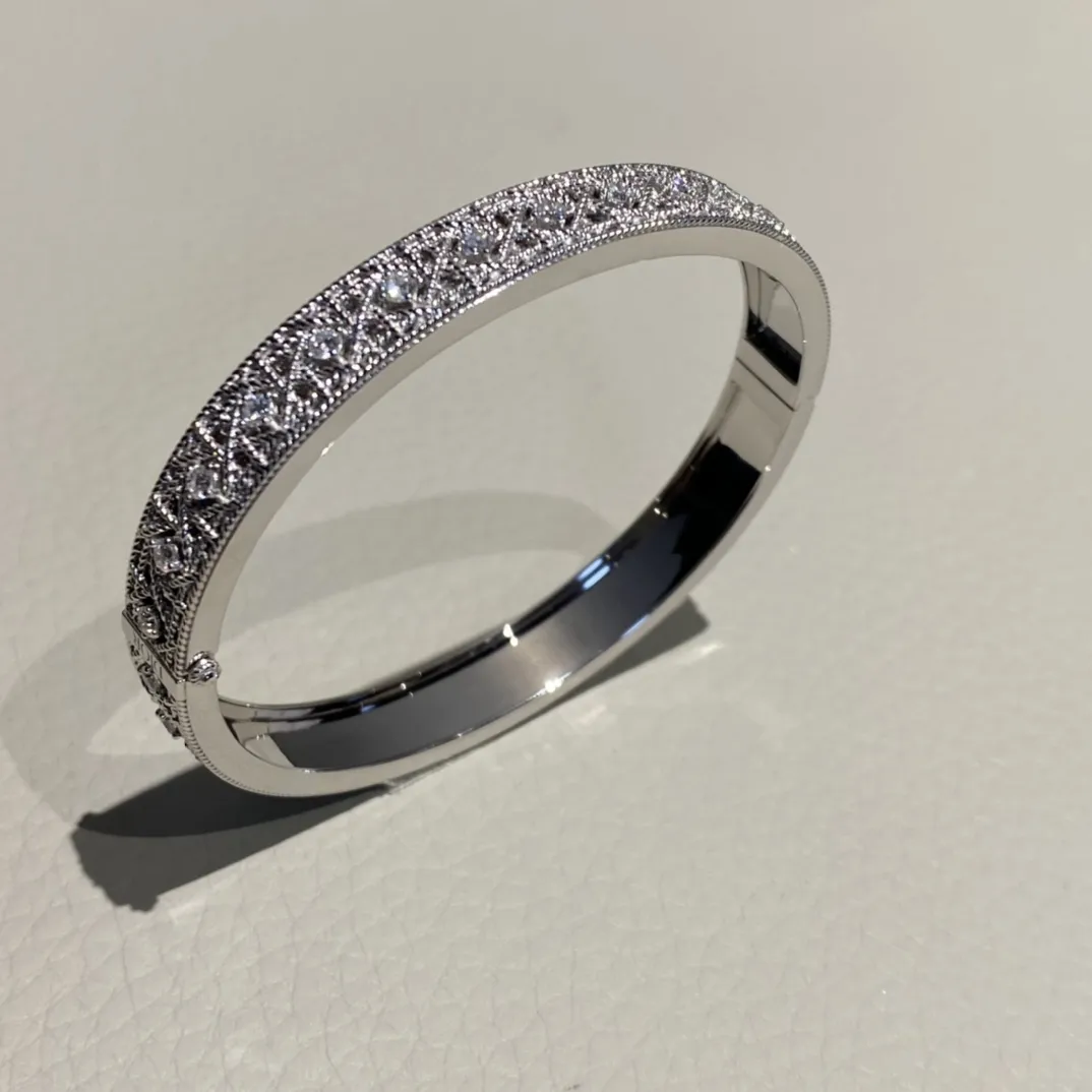 CHRISTIAN DIOR Браслет My Dior белое золото, бриллиант CHRISTIAN DIOR Браслет My Dior белое золото, бриллиант