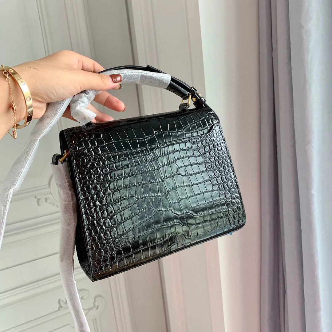 SAINT LAURENT Женская сумка Cassandra SAINT LAURENT Женская сумка Cassandra