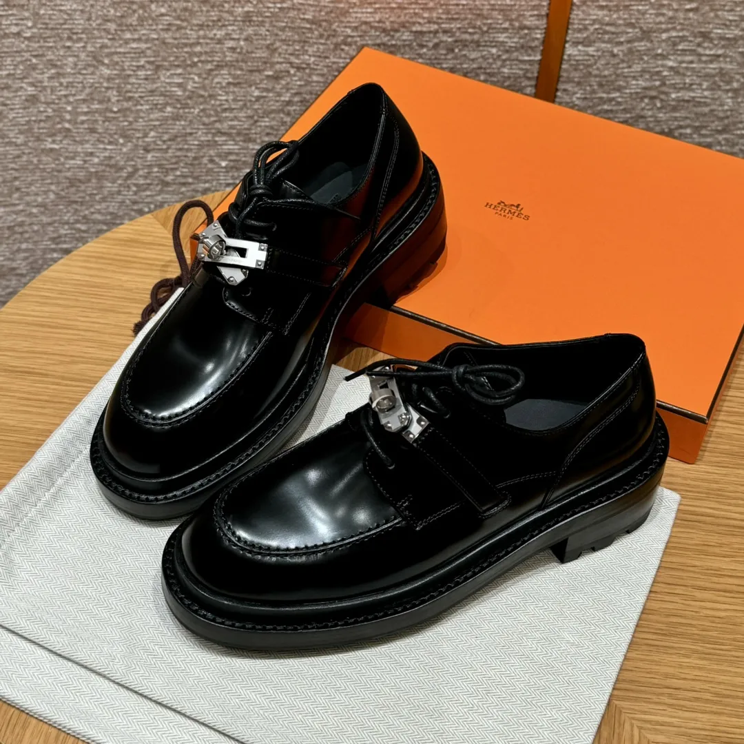 HERMES Женские лоферы First из телячьей кожи 