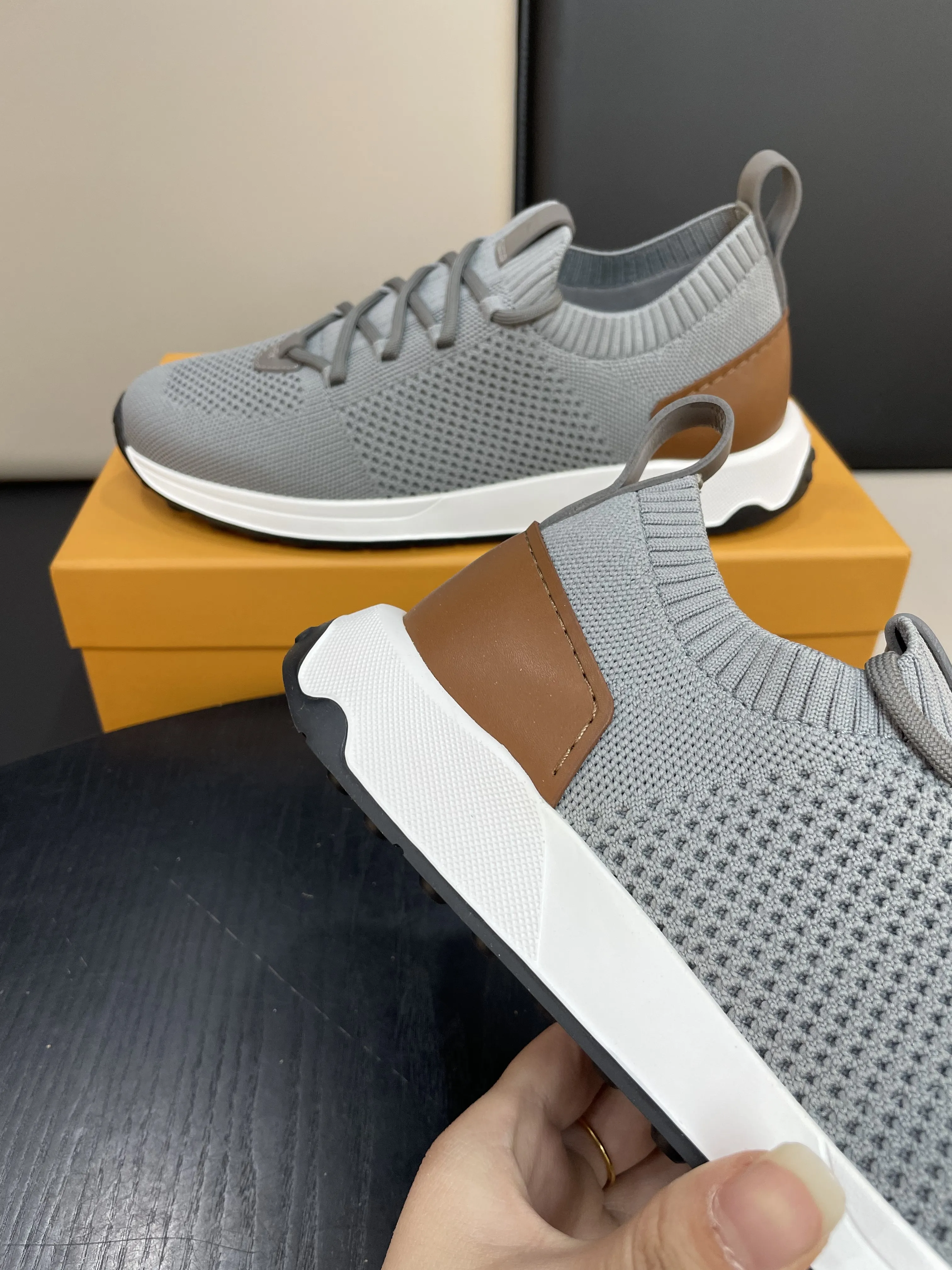 TOD'S Мужские кроссовки зеленые