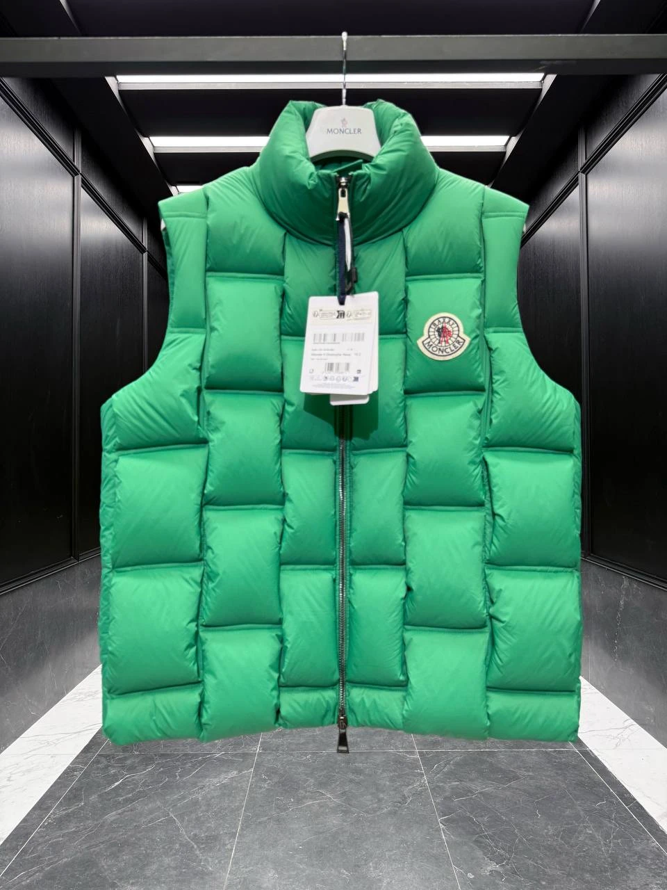 MONCLER Мужской жилет Lipsi 